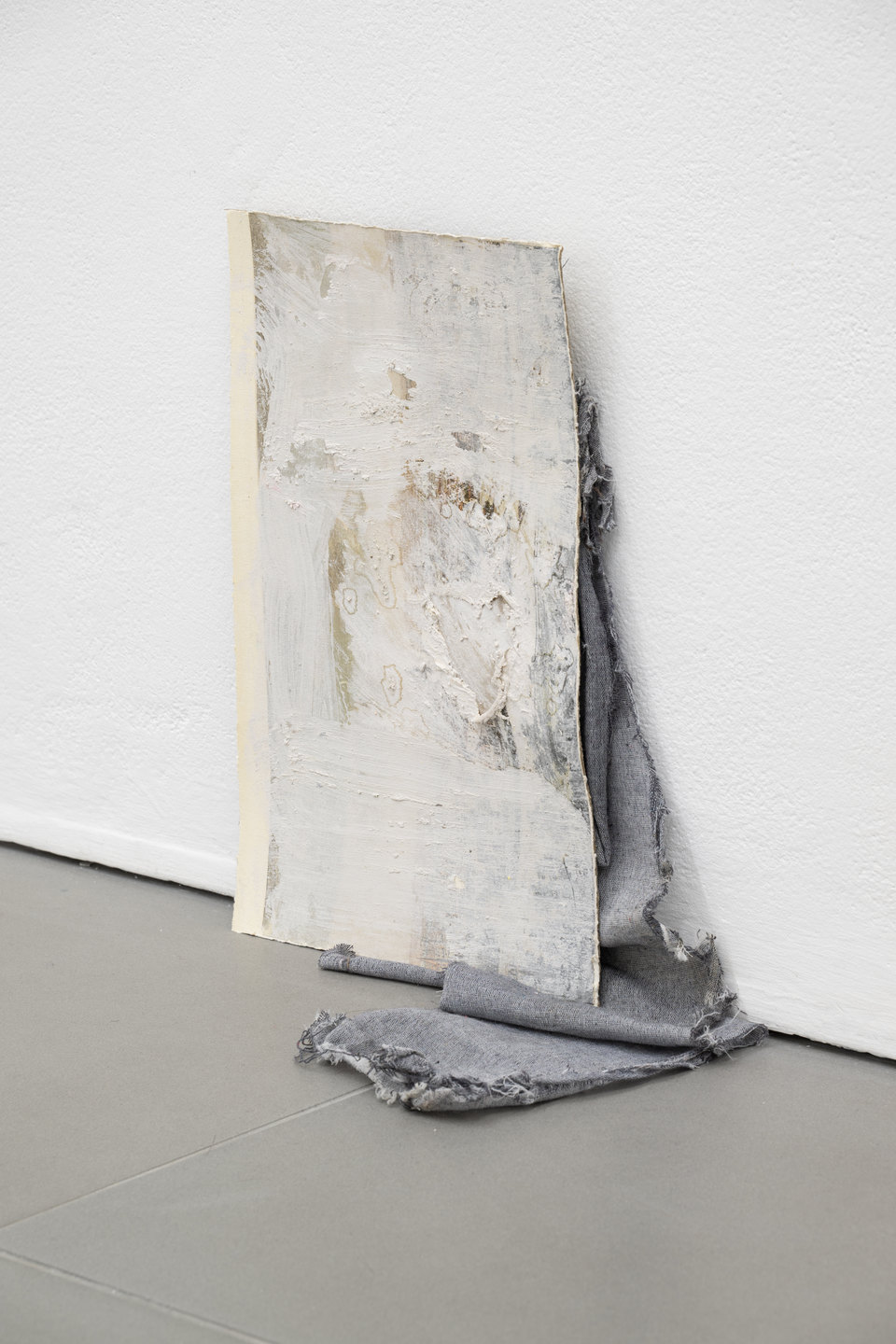 LA Timpa, Dorm, 2026, 35 x 39 cm, Come Back, Cell Project Space, 2026 