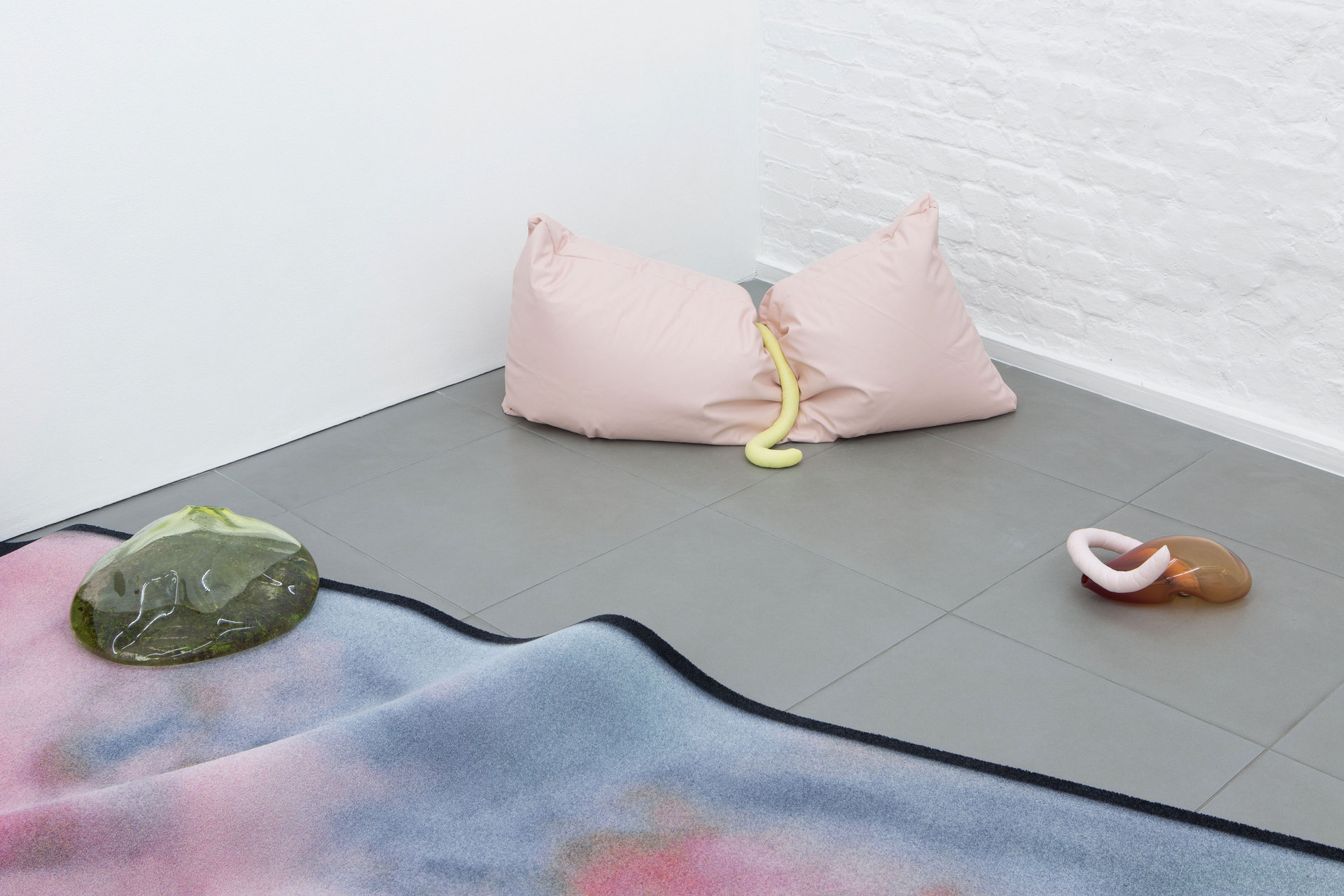 Julia Crabtree & William Evans, Gullet, 2017, Installation View, Cell Project Space Julia Crabtree & William Evans, Gullet, 2017, Installation View, Cell Project Space