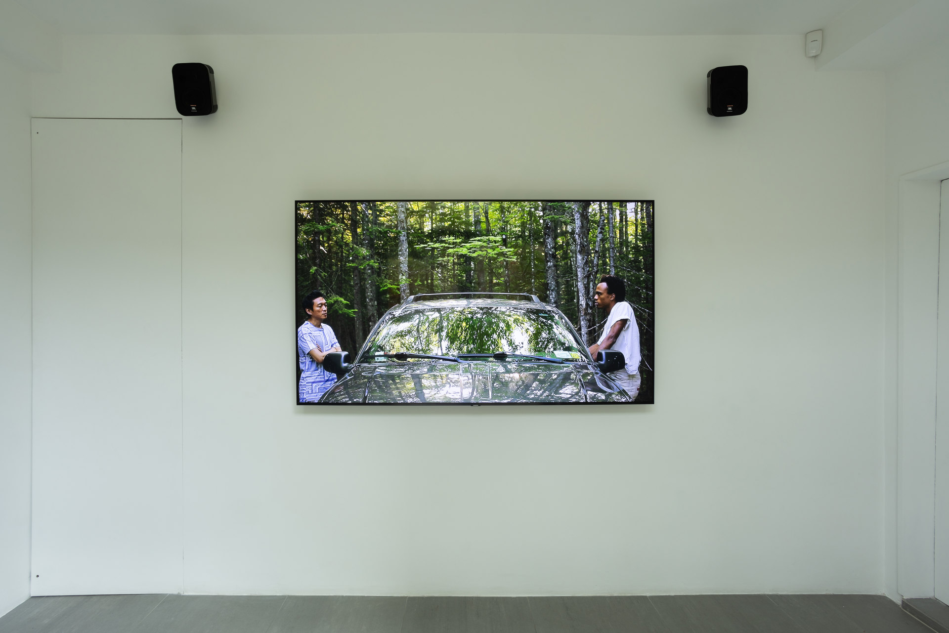  Peng Zuqiang, keep in touch 1/5, Installation View, 2021, part of 5-channel colour video installation, HD video and Super 8, 13:58