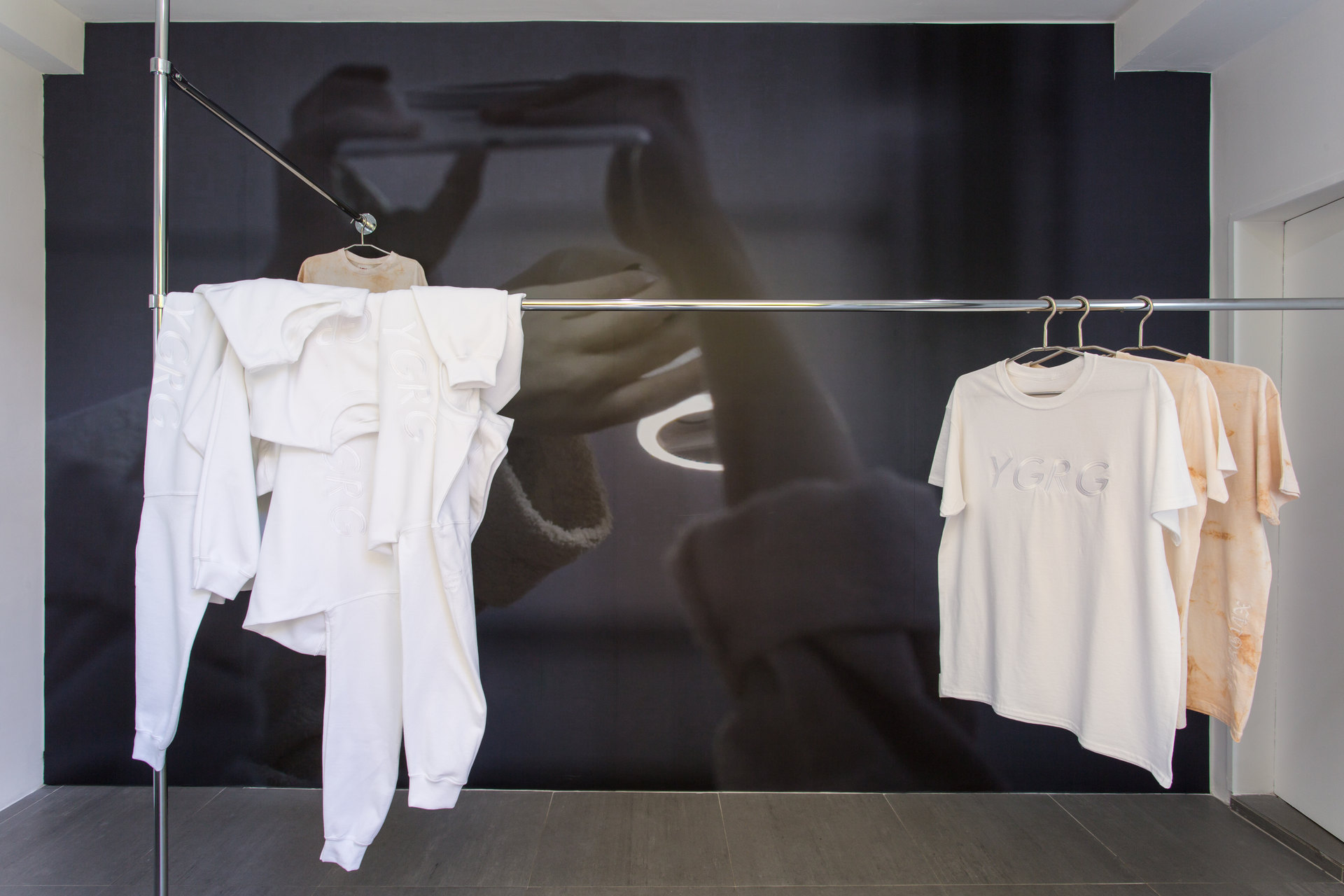 YGRG Outlet, 2018, Installation View