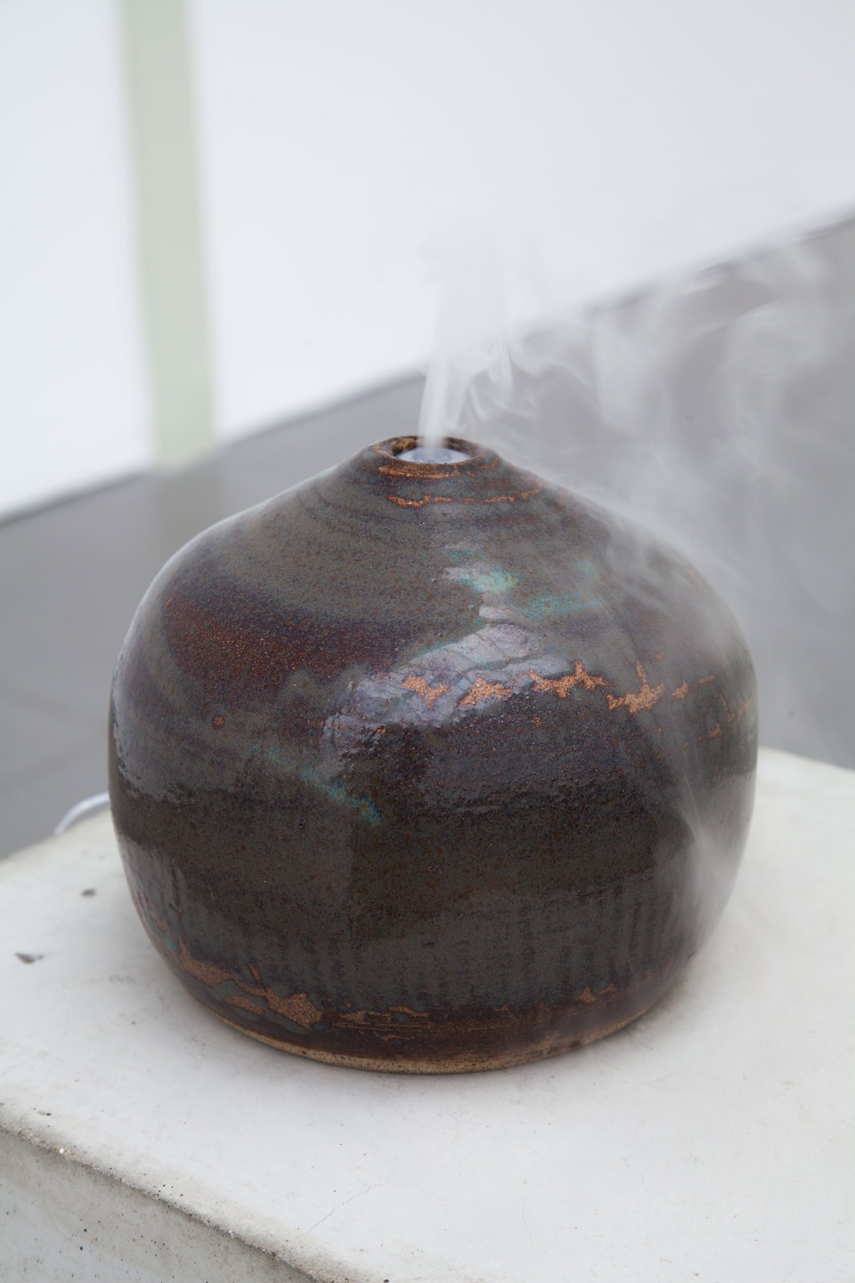 Ian Giles, Hazey, 2015, Ceramic  Diffuser, Cell Project Space