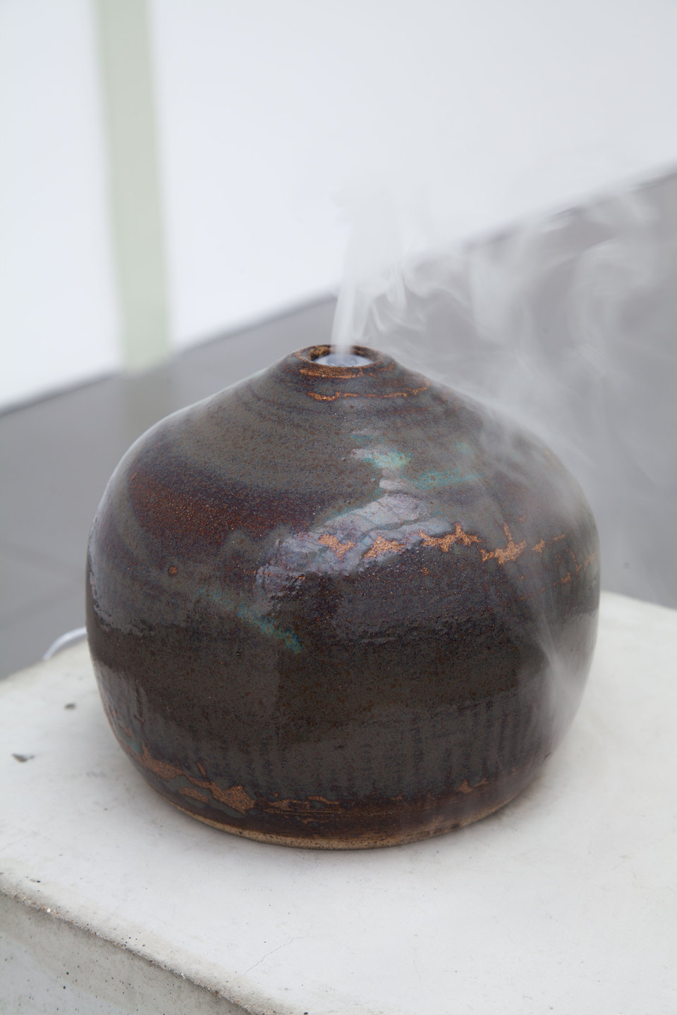 Ian Giles, Hazey, 2015 Ian Giles, Hazey, 2015, Ceramic  Diffuser, Cell Project Space