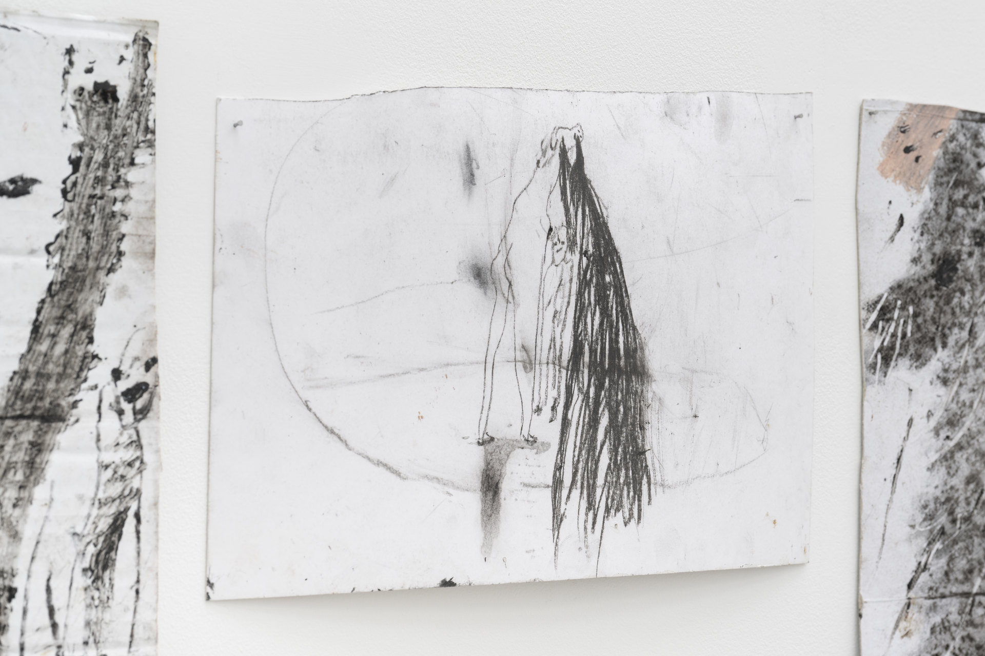 Armineh Negahdari, Enveloppés l’un par l’autre, 2025, 27 x 19 cm, Cell Project Space, 2026