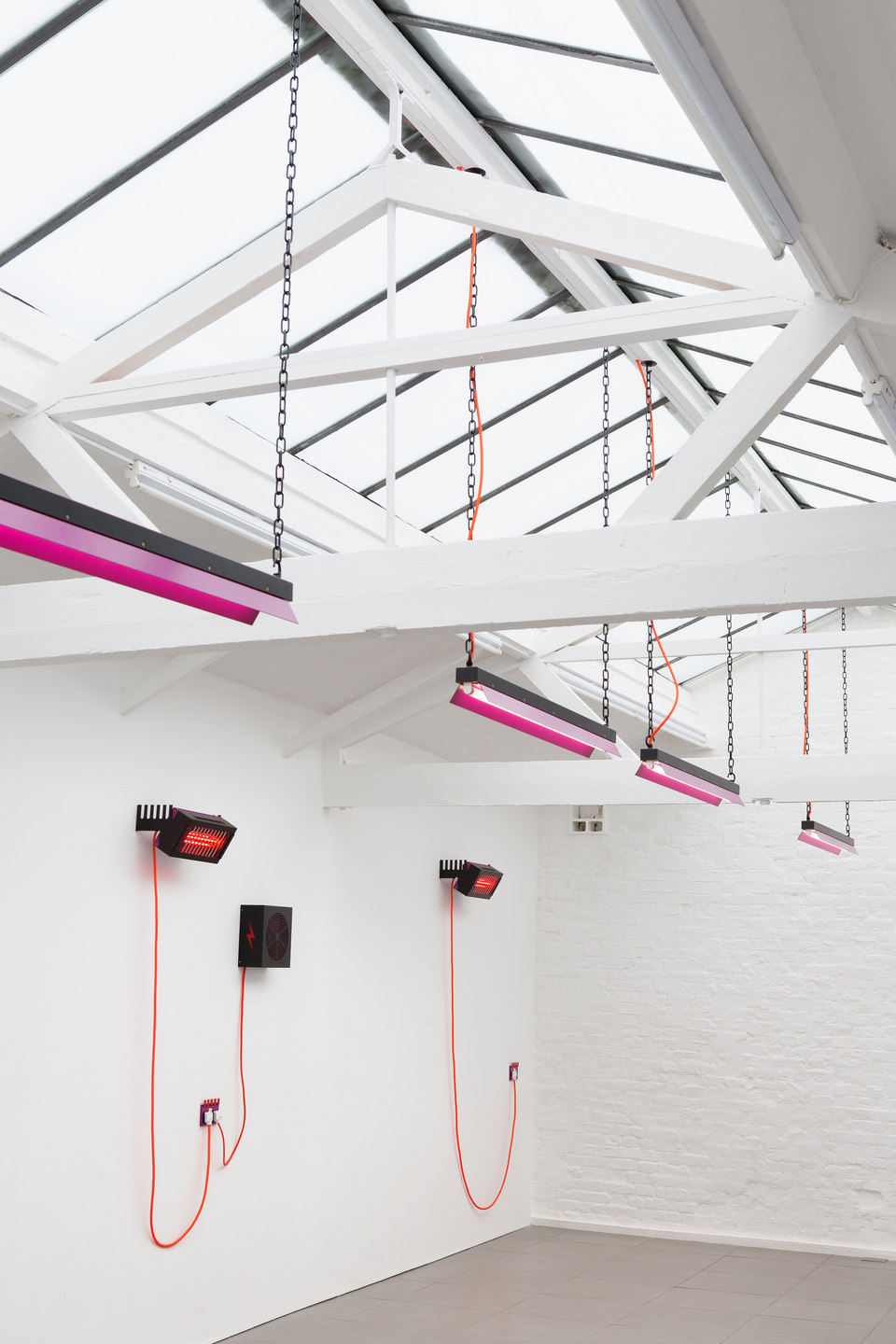 Natalie Dray, DRAY, 2015, installation view, Cell Project Space