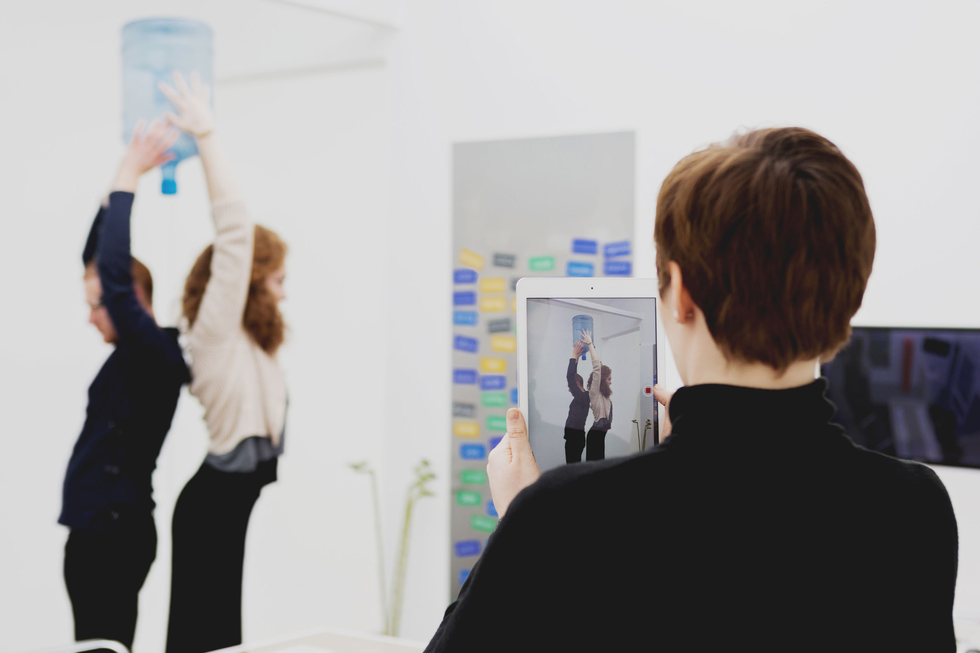 Essex Olivares, Office Riddim, Performance 2015 Essex Olivares, Office Riddim, 2013 - 2014, Performance Cell Project Space, 2015