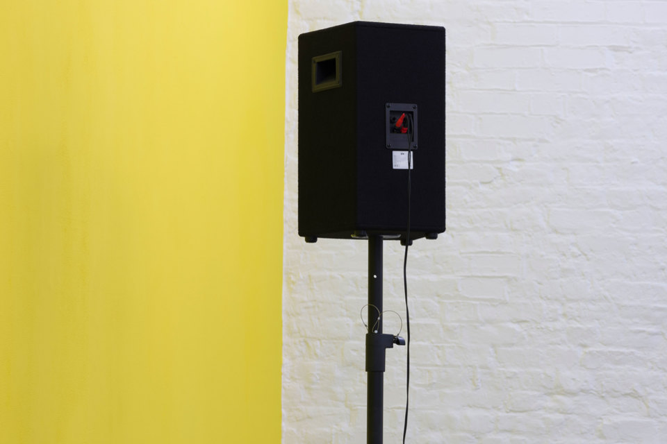 Marlie Mul, Munching, Crunching, 2013, mp3 audio, duration 2:35min on loop, Cell Project Space