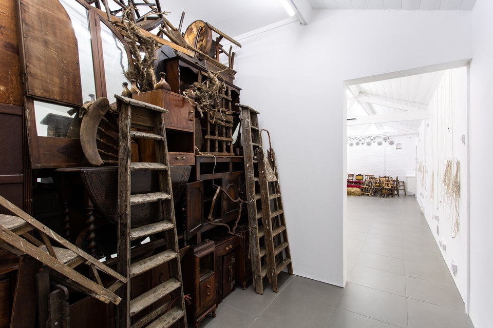 Alex Margo Arden and Caspar Heinemann, THE FARMYARD IS NOT A VIOLENT PLACE AND I LOOK EXACTLY LIKE JUDY GARLAND, Installation View, 2019, Cell Project Space