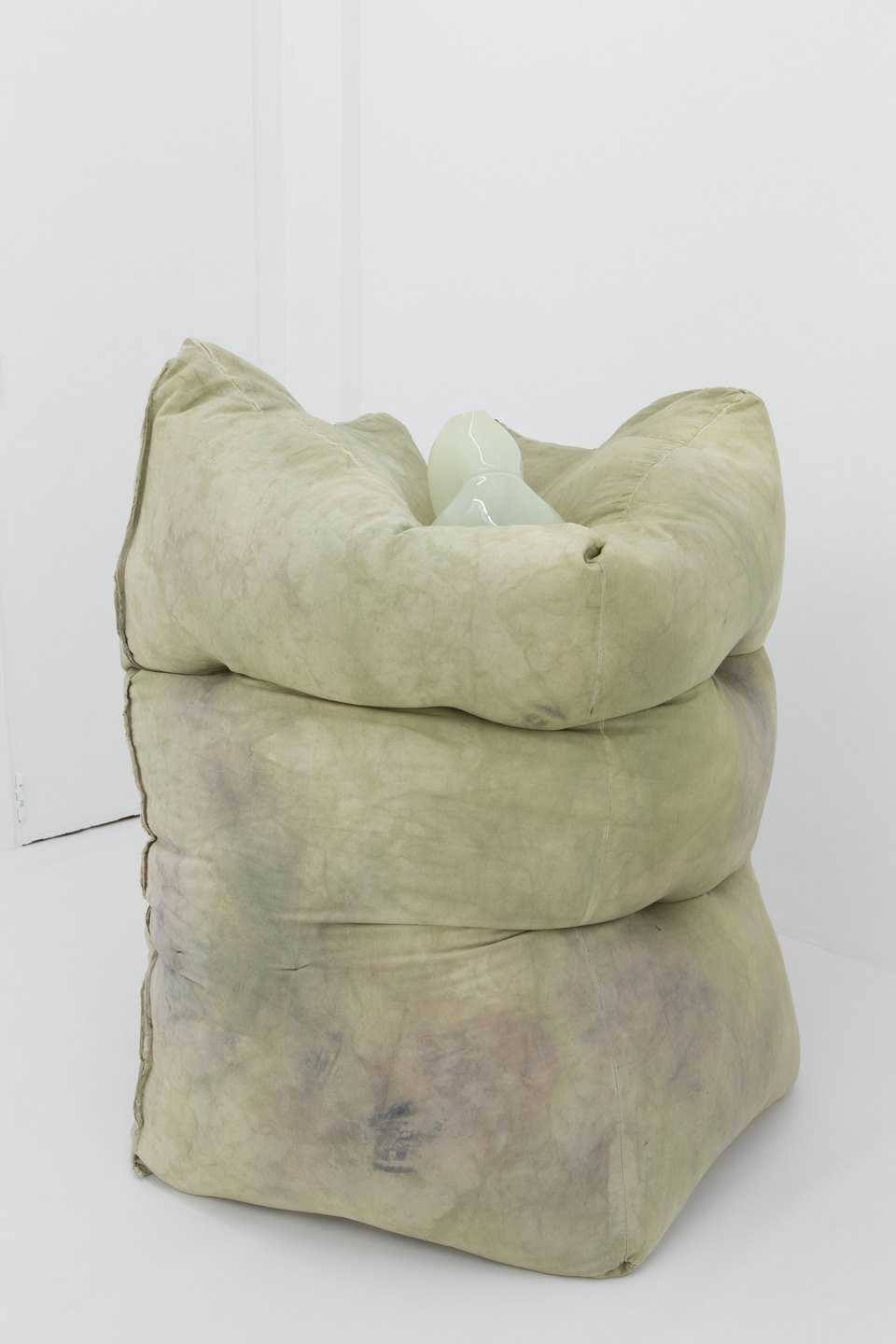 Julia Crabtree & William Evans, Wort, 2017, Cell Project Space Julia Crabtree & William Evans, Wort, 2017, Cell Project Space