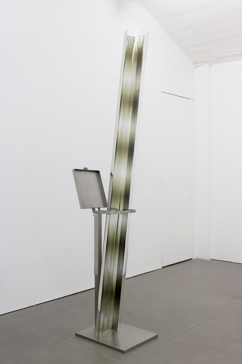 Marte Eknæs, Reboot Horizon, 'Verticalia V', 2014, steel trash bag stand, plexiglas tube with metallic film, Cell Project Space